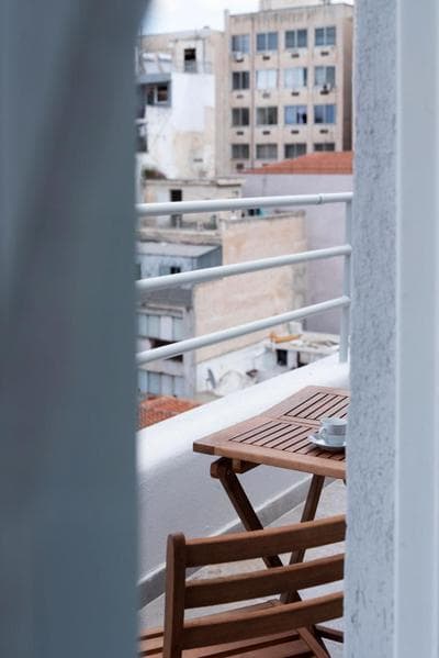 Niki Athens Suites - Sunny Suite in Monastiraki Historical Centre
