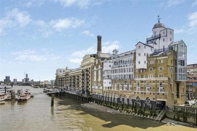 Subpenthouse sleeps 6, Stunning views of Tower Bridge!