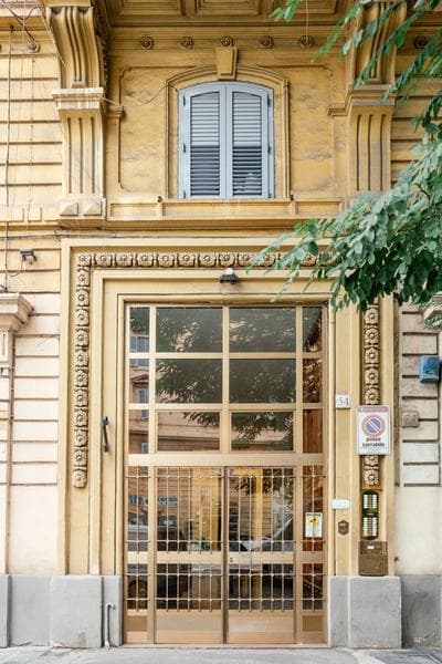 Leone IV Private Apartment