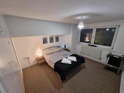 Mile End Accomodation