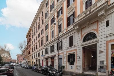 GuestHost - Terme di Traiano Apartment - 10 min dal Colosseo
