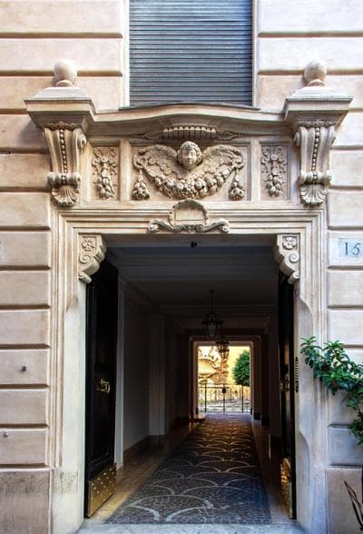 Trevi My Charming Holiday Home, at Trevi Fountain