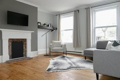 Historic Downtown Apt #2