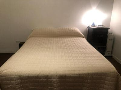 Amplia y luminosa habitación
