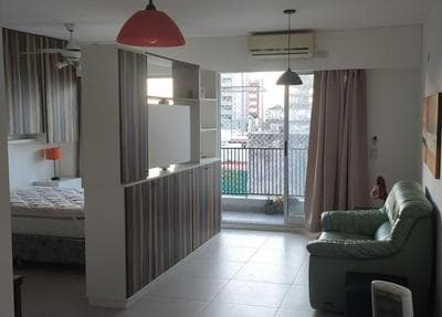 Amplio Monoambiente Dividido 45 m2. Flores.