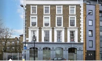 Stunning 3 bedroom, 3 bathroom duplex with terrace
