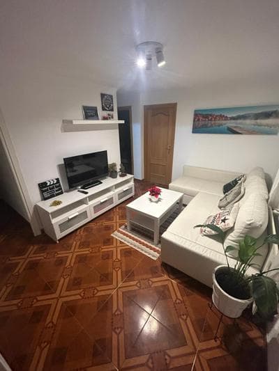 Habitación Privada en piso compartido Madrid, céntrico Metro a 3 min