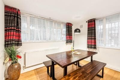 Spacious Ground Floor Apartment - fab location