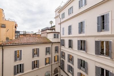BDC - Platinum 2Bdr apt at Spanish Steps