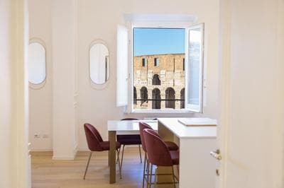 Colosseo View Atmosphere by Rental in Rome