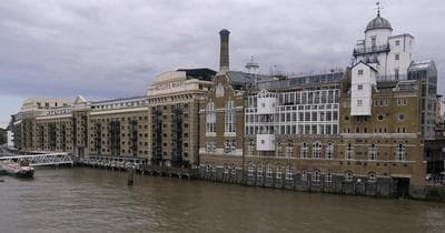 London Bermondsey 4 People Studio in the Center