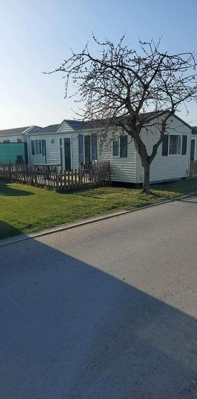 Stacaravan Bredene met tuin nr 2126