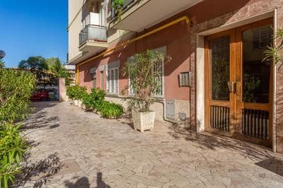 2-Bedroom Retreat near Metro & Parks