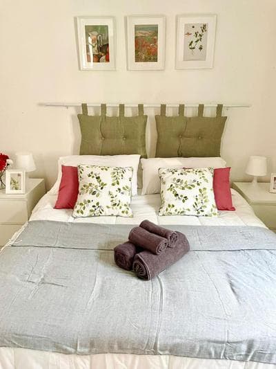 Monteverde 61 - Quiet Apartment with Easy Transport to Rome Center - by Holiday Homes Rome