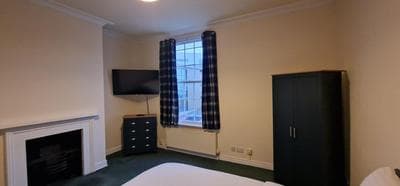 ROOMS in WAKEFIELD CITY CENTRE