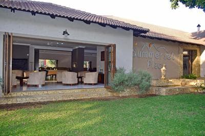 Summerset Place Country House