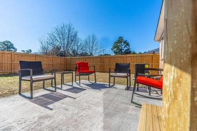 Fayetteville Home Away from Home, Pet Friendly