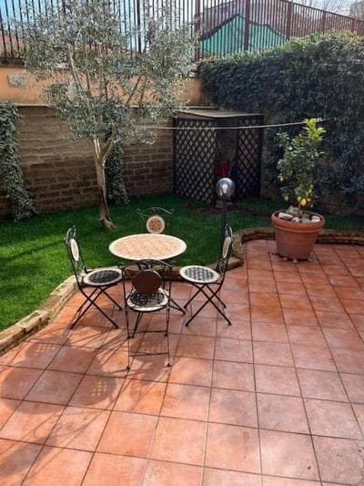 Appartamento con giardino privato