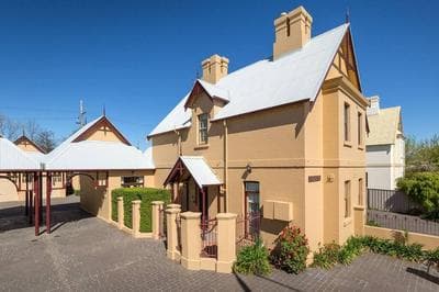 Porters Cottage Classic