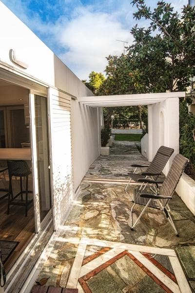 LIVAS Athens Voula garden bungalow