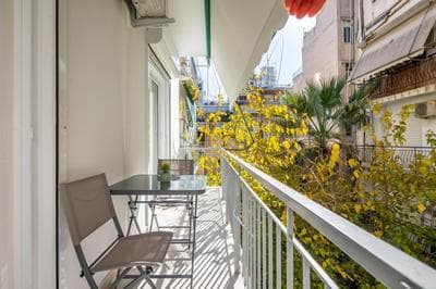Mystique 2-Bedroom Apartment in Athens