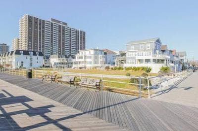 Bartram Dream House I - Bartram Beach Retreat