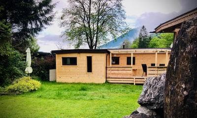 Mountainview Lodge - Chalet im Zillertal direkt am 5 Sterne Campingplatz Aufenfeld mit Hallenbad und Sauna