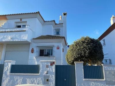 El refugio del mar zahara beach