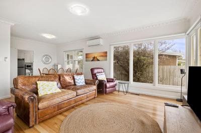 Price Central Torquay 32
