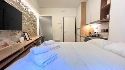 11sqm Design Studio - Pangrati Local by TwentyTwo