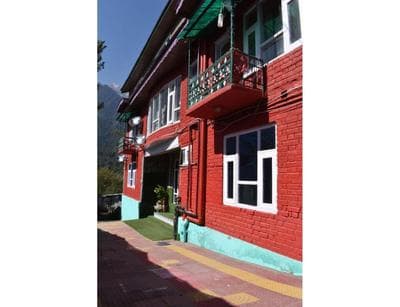 Pine View Resort, Pahalgam
