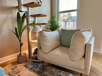 Designer 2 bedroom flat with office
