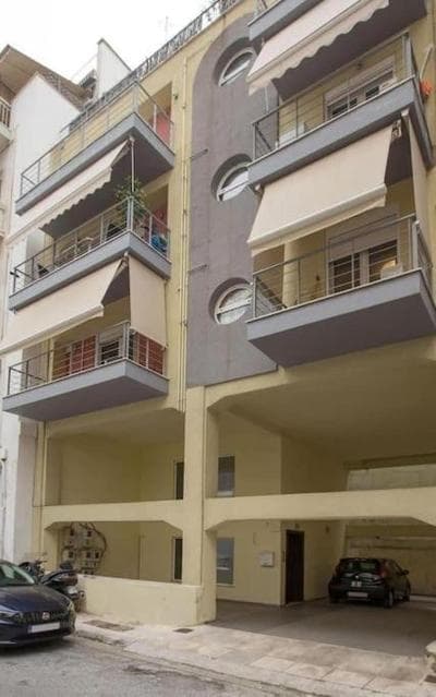Modern Apartment in the Heart of the City