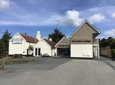 Hunters Lodge