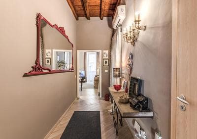 Farnese Suites