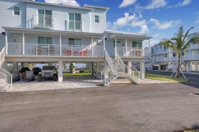 1B 2Ba Seaside Getaway Pool Oceanside