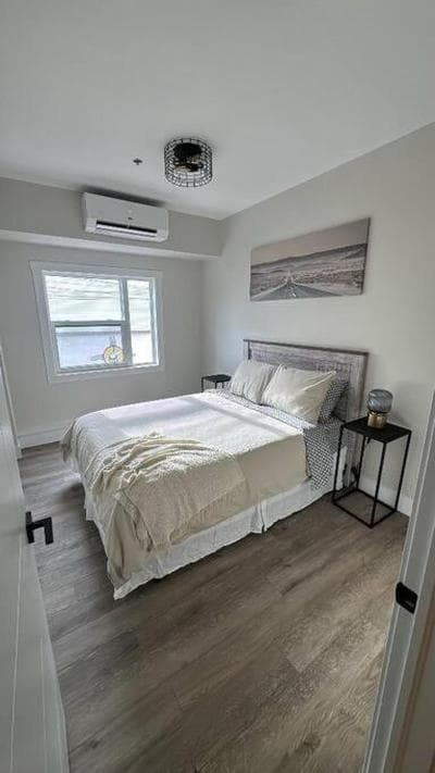 Modern One Bedroom Suite