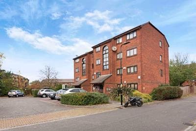 Cotton Avenue Flat Second Floor Sleeps 4