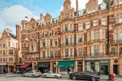 Lux, Large Central Mayfair Location Flat