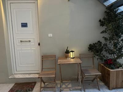 Serenity - Brand New Apt Near Athens Int Arpt