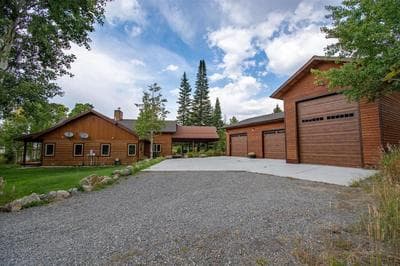 Snow Creek Lodge