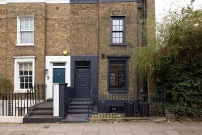 Georgian Townhouse with Sun Terrace & Garden