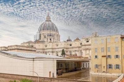 Single Room with St Peters Basilica View