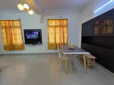 Lovely 2bhk near Hitech City
