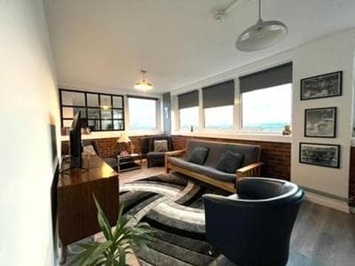 Amazing view 2 bedroom in Abbey Road