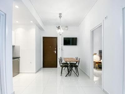 Syntagma square, 55sqm Golden Suite