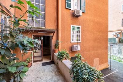 Comfortable apartment Via Appia - B