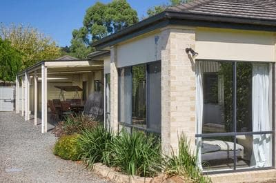 A Holiday Home for All Seasons - Modern, Peaceful, Family Friendly