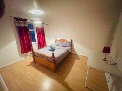 Double Room near Canary Wharf 28