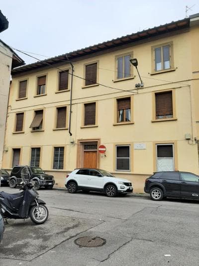Mary&Flo House - A due passi dal centro - free private parking